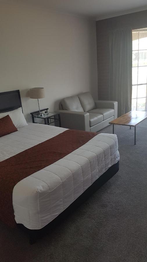 Ararat Colonial Lodge Motel Esterno foto